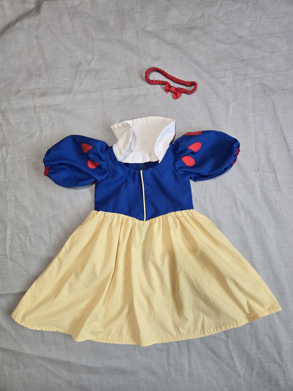 Snow White Princess Dress Costume with Red Accent - Kids Costume